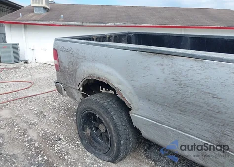 2004 Ford F-150 Stx/Xl/Xlt из США, поврежденный, VIN 1FTRF14W24NB71321